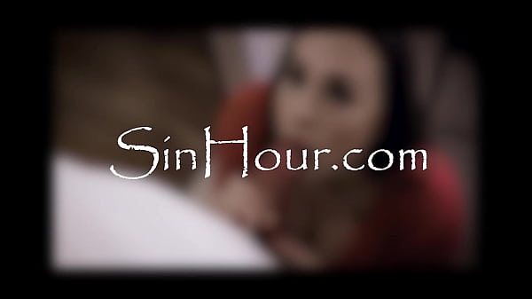 Cable Guy Has A Really Nice Antenna – Seth Gamble, Vanessa Sky